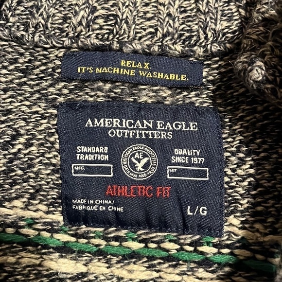AMERICAN Eagle Athletic Fit Grey Rabbit Hair Blend Sweater Size L - Picture 4 of 5